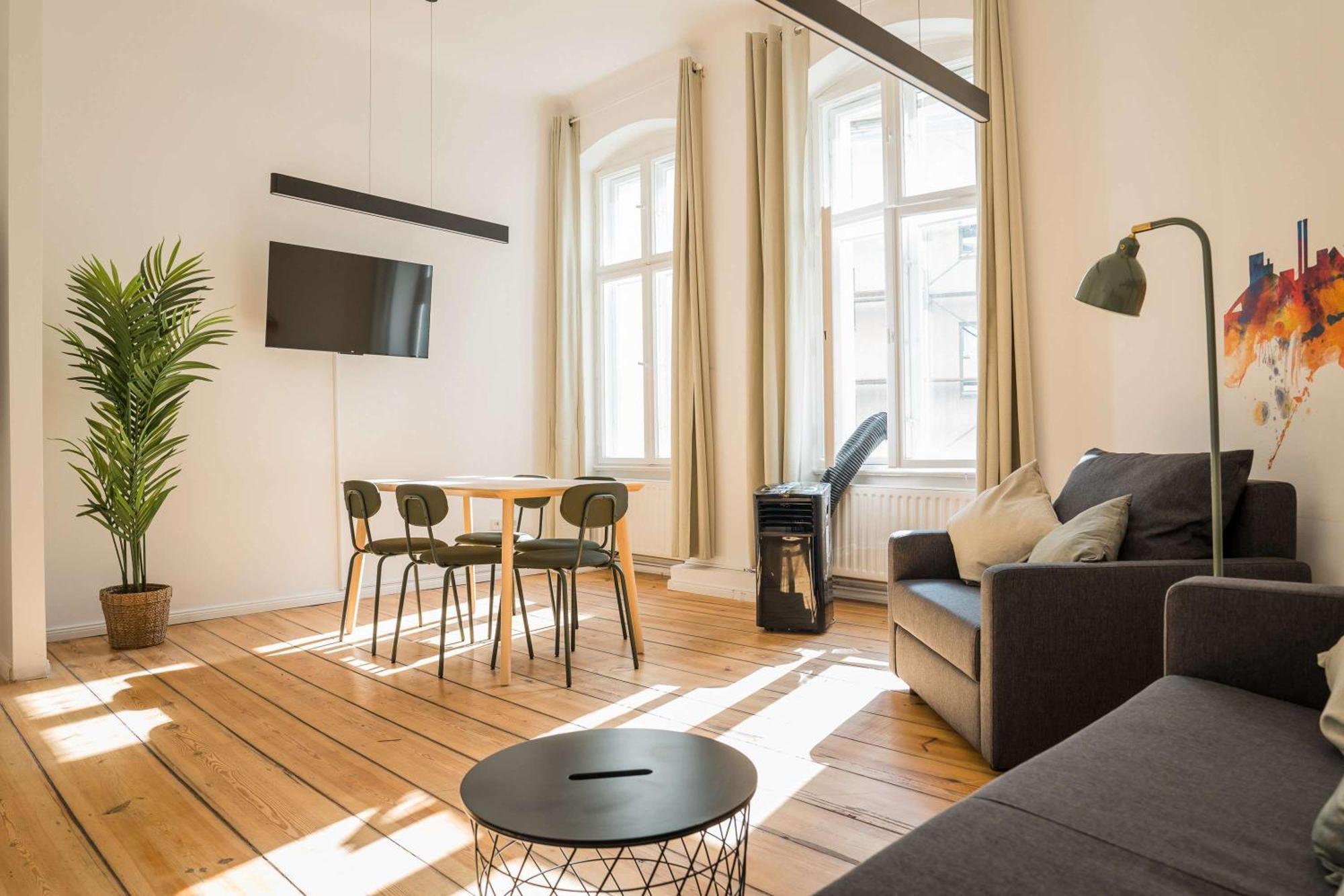 Luxury At Rosenthaler Platz * Berlin